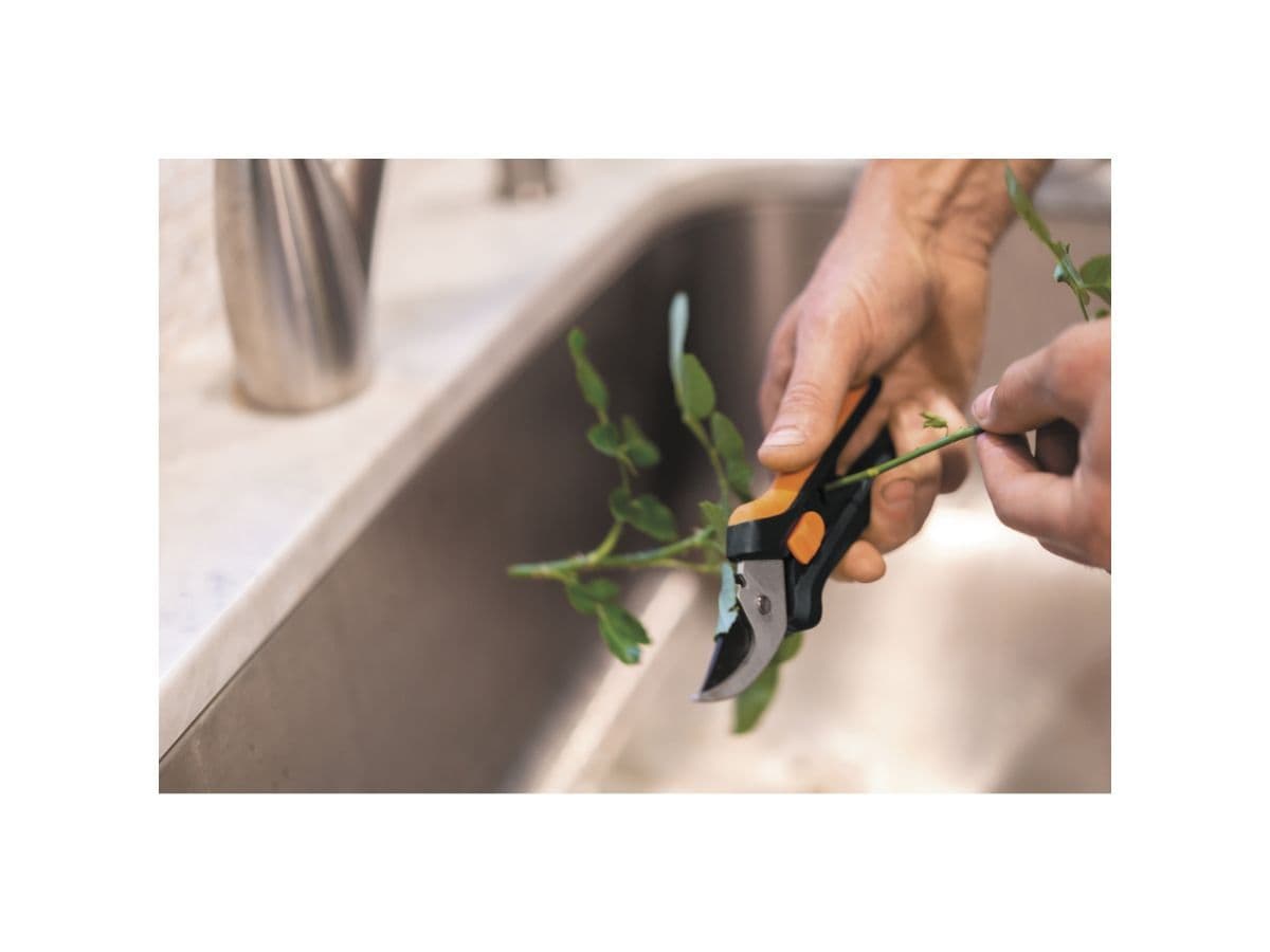 Ножницы для маленьких растений SP14 FISKARS - изображение 12