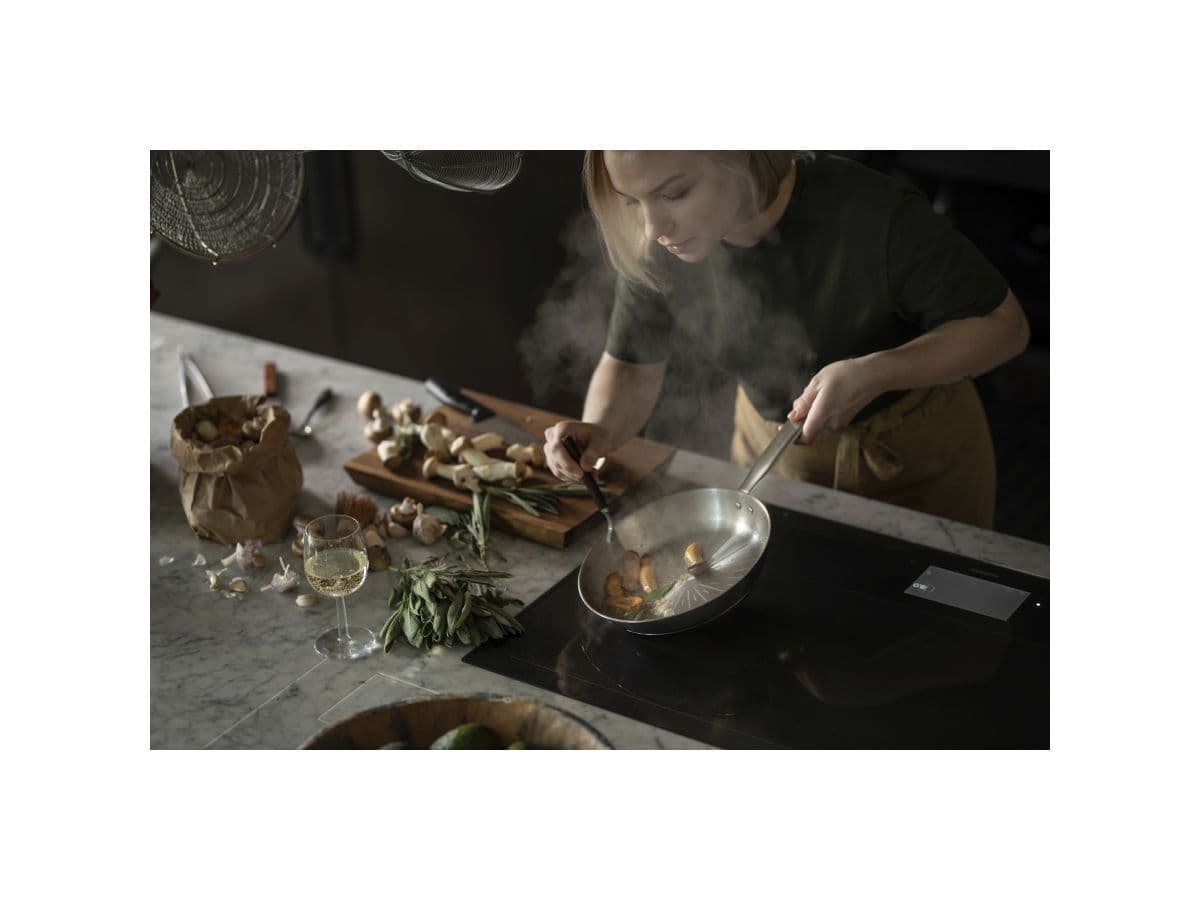Сковорода 24 см All Steel Pure Fiskars - изображение 9