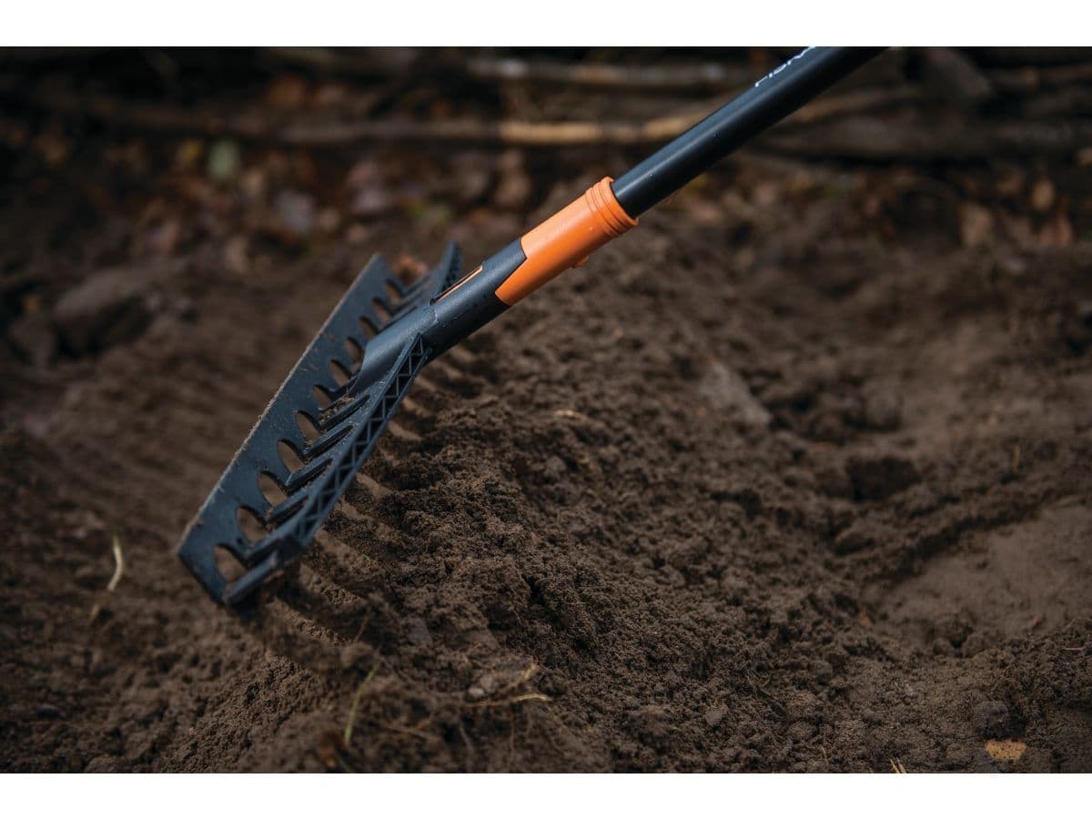 Грабли универсальные Solid FISKARS - изображение 4
