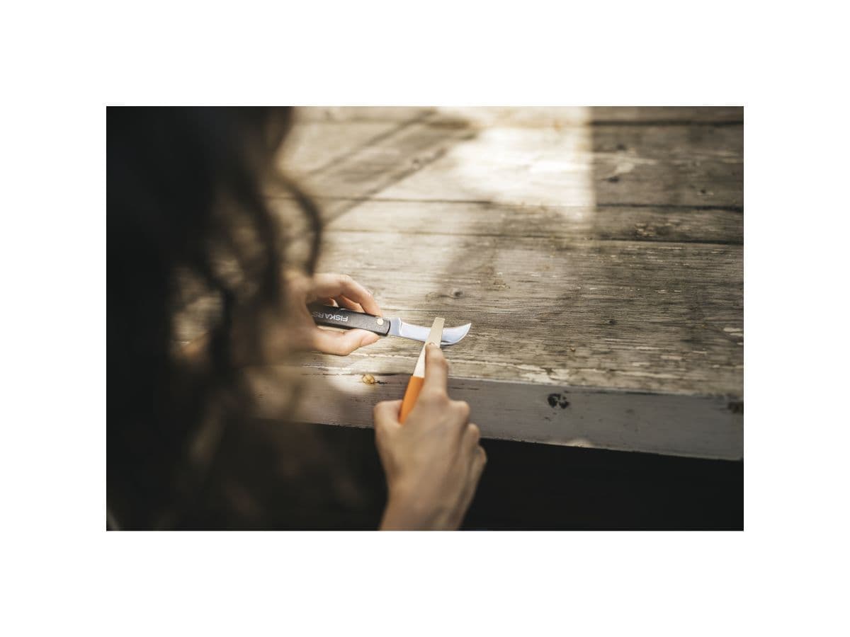 Нож садовый изогнутый для прививок FISKARS - изображение 5