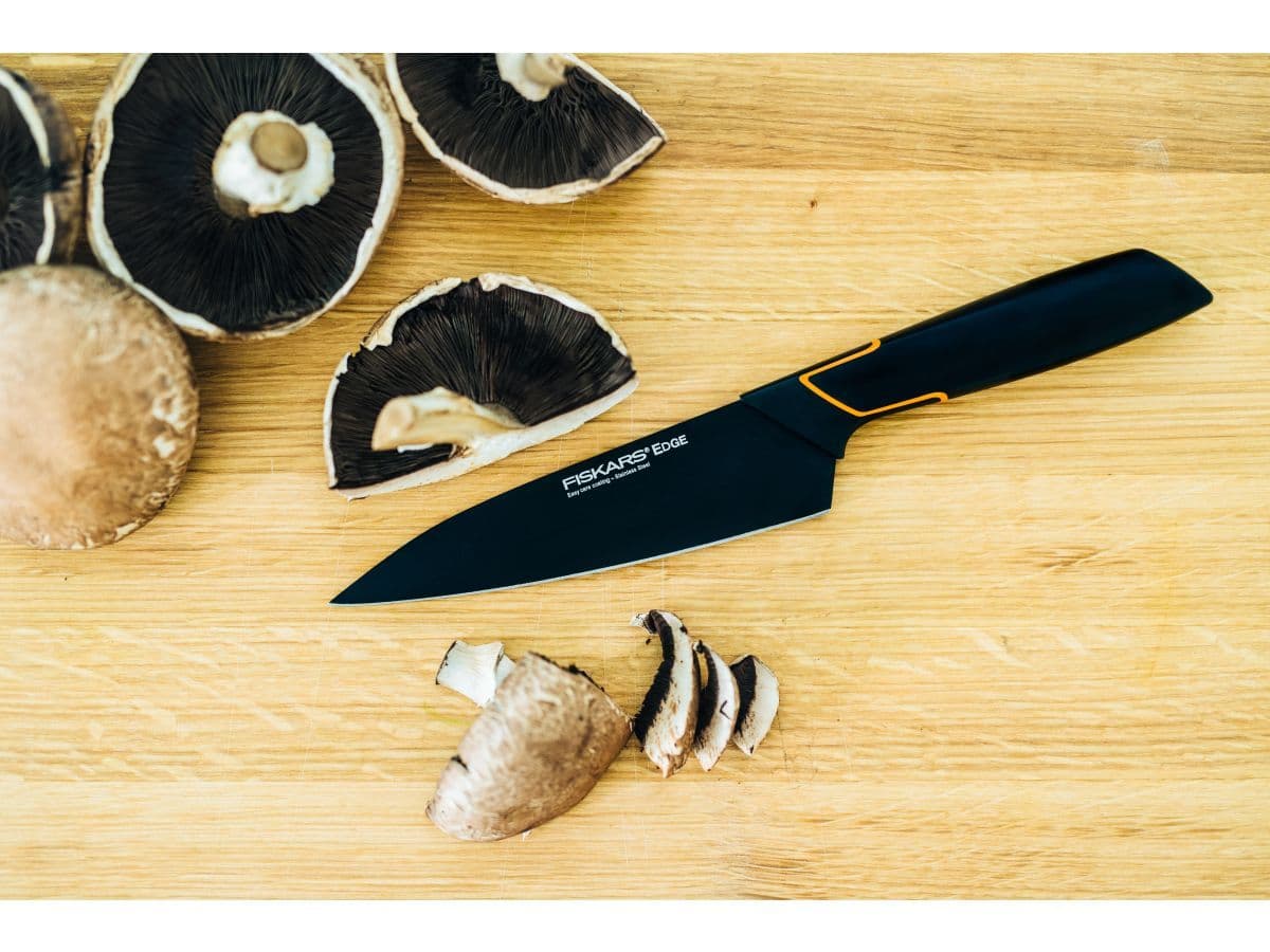 Нож кухонный 15 см Edge Fiskars - изображение 5
