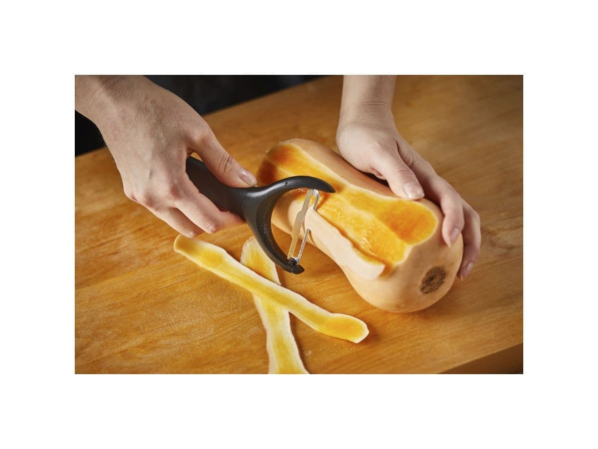 Нож для чистки овощей Functional Form  Fiskars - изображение 11