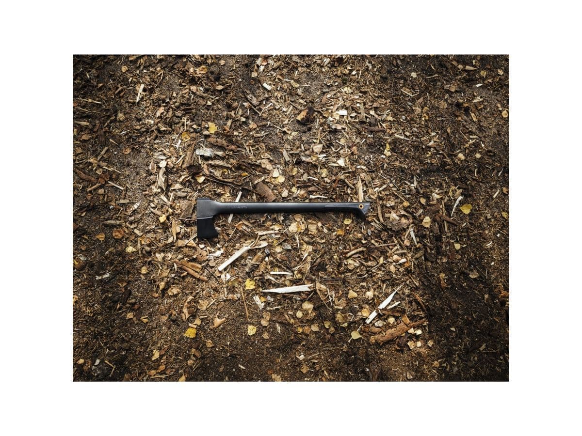 Топор универсальный Solid A18 Fiskars - изображение 5