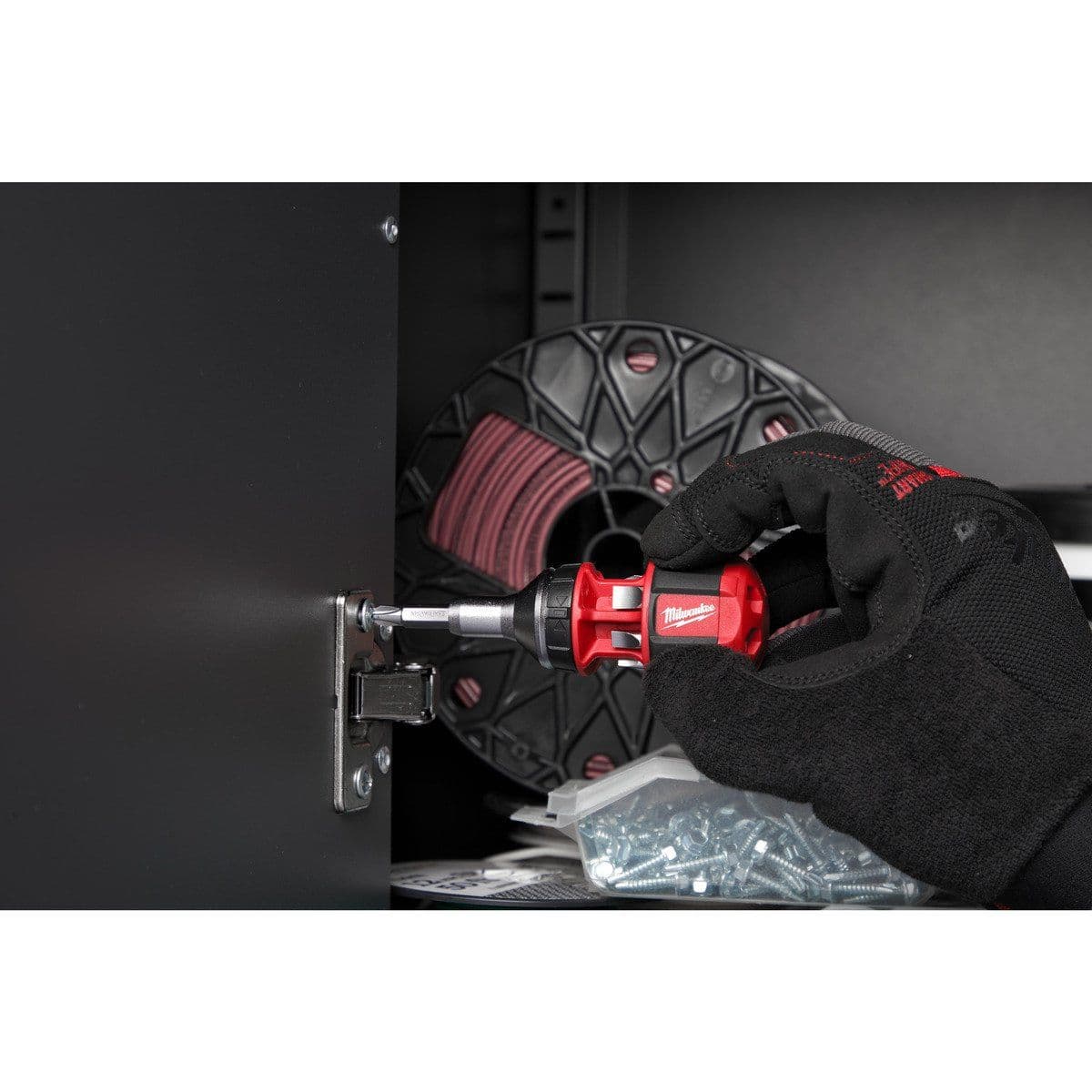 Отвертка 8в1 Compact Ratcheting Multi-bit Screwdriver - 1 шт - изображение 7