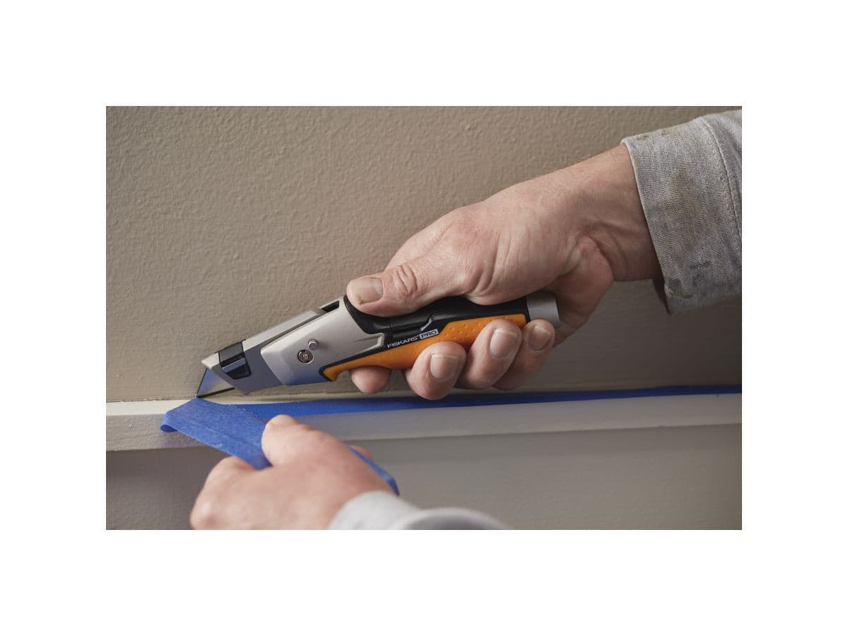 Нож малярный со сменным лезвием CarbonMax  FISKARS - изображение 11