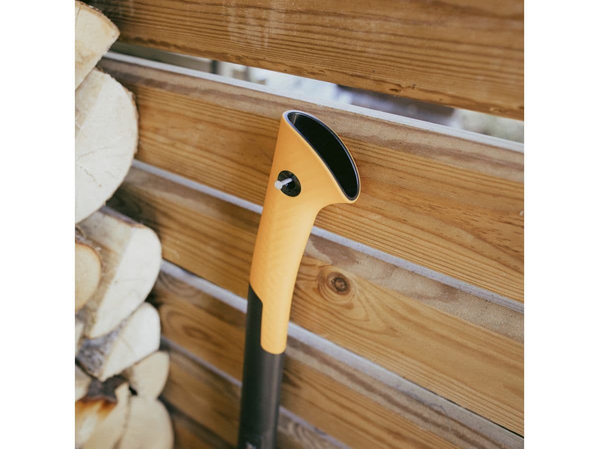 Топор универсальный X18 S FISKARS - изображение 9