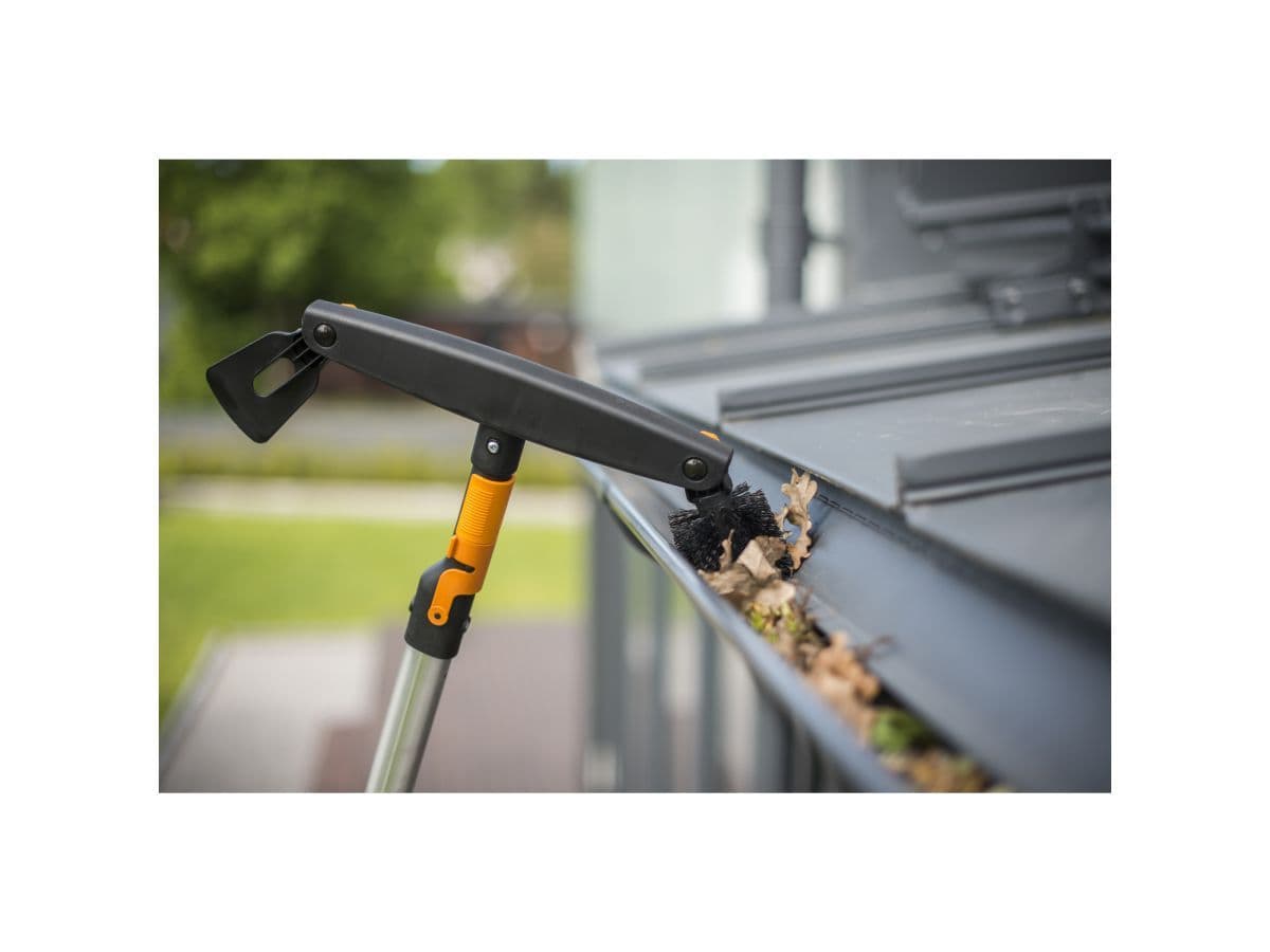 Насадка-очиститель для желобов QuikFit FISKARS - изображение 4