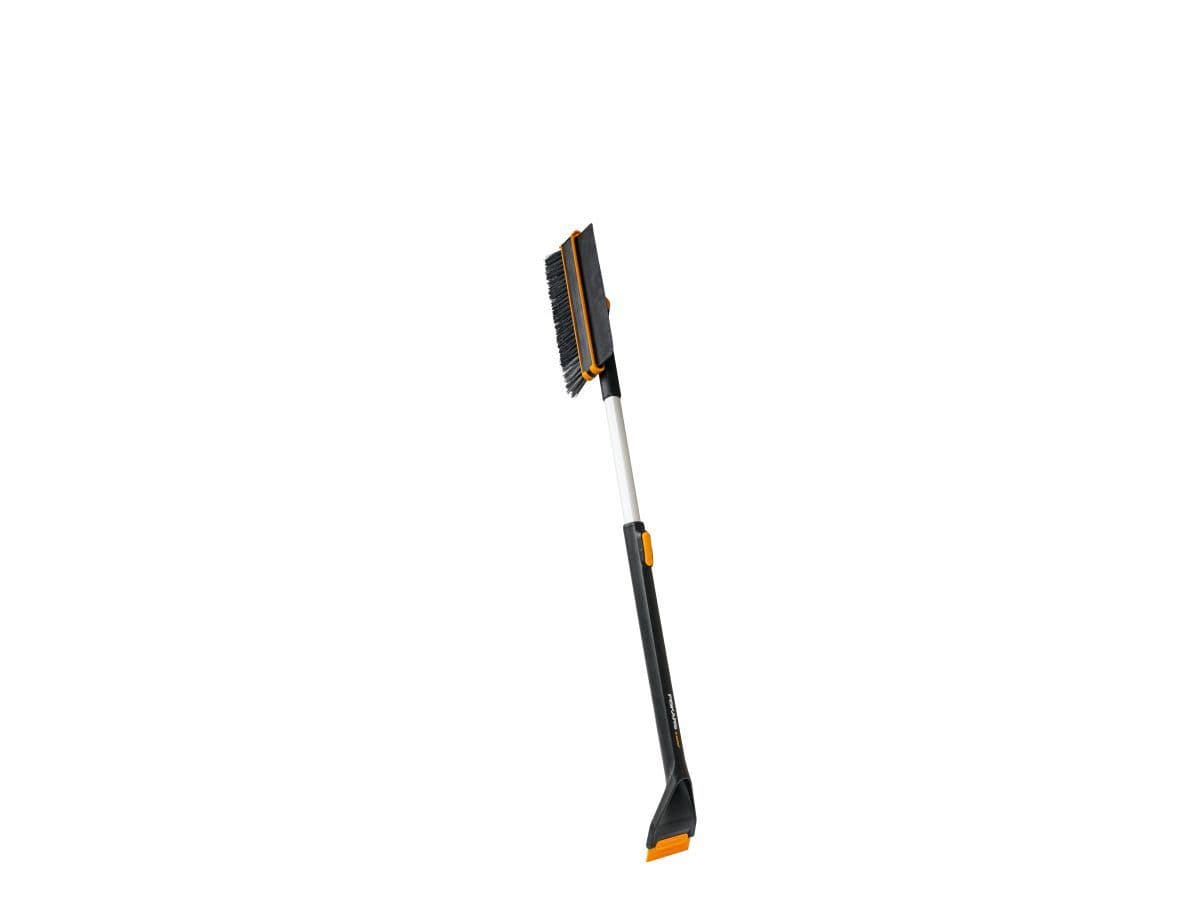 Щетка для снега 96-121см телескоп. со скребком X-series FISKARS - изображение 1