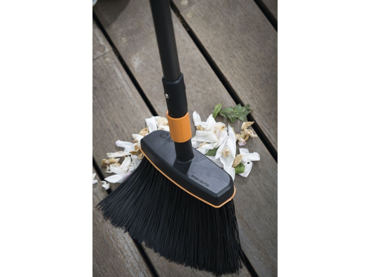 Щетка 26-29см QuikFit FISKARS - изображение 4