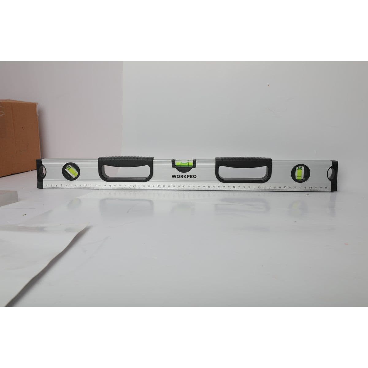 Уровень алюминиевый 600мм, 3 колбы, 2 ручки - изображение 10