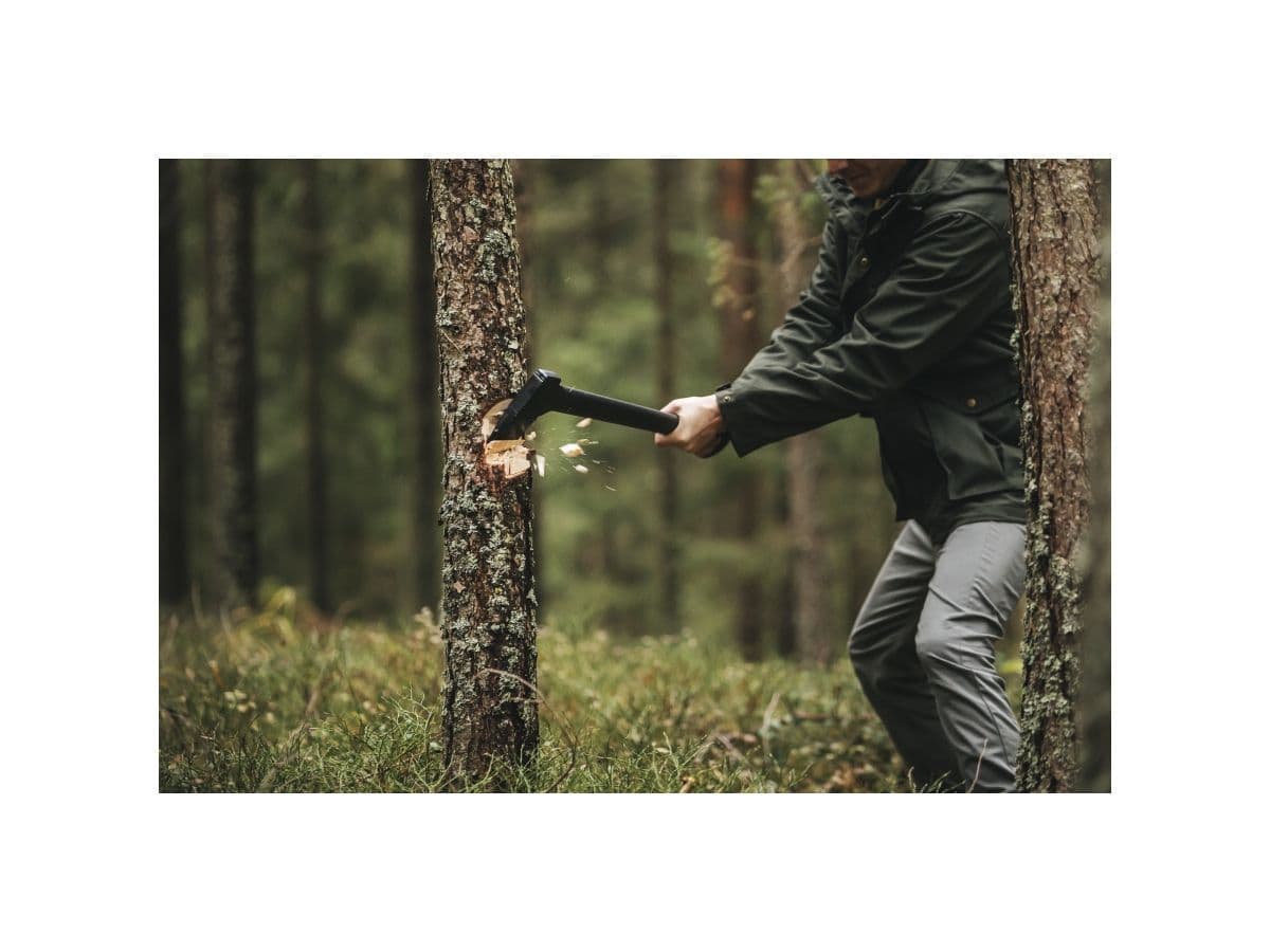 Топор универсальный Solid A18 Fiskars - изображение 4