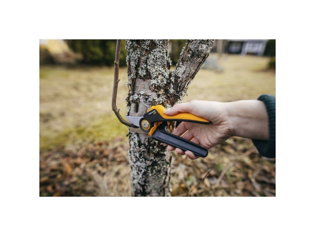 Секатор плоскостной FISKARS Xseries PowerGear M P921 - изображение 7