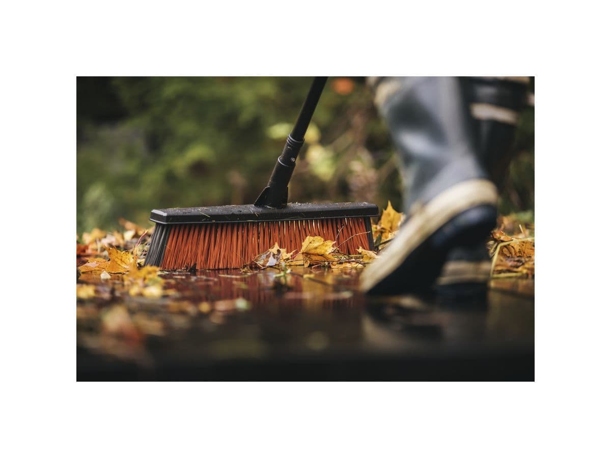 Метла большая Solid FISKARS - изображение 9