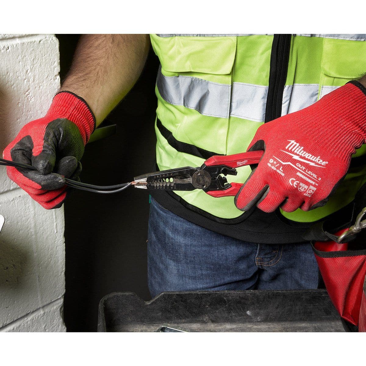Кусачки для зачистки проводов MILWAUKEE 7 в 1 - изображение 2