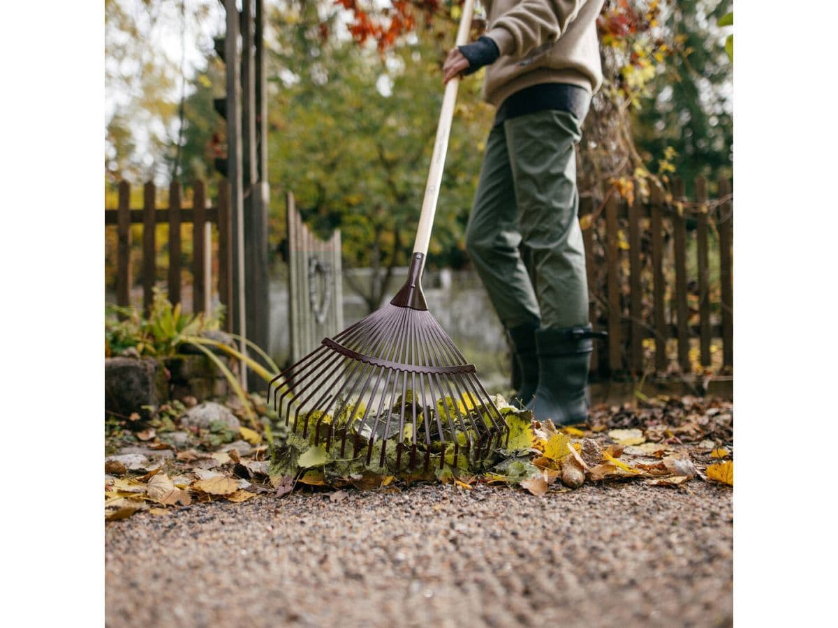 Грабли для листьев с чер. Classic FISKARS - изображение 3