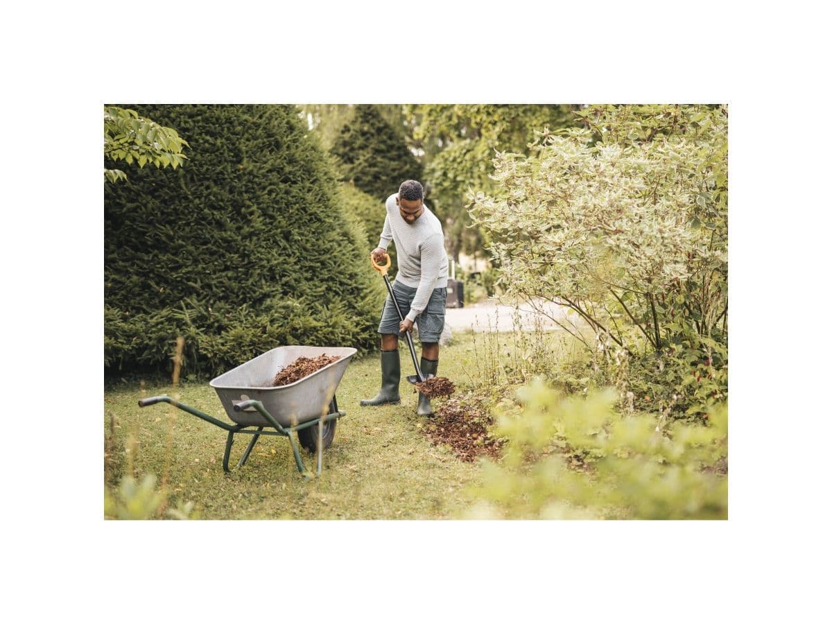 Лопата совковая Solid FISKARS - изображение 6