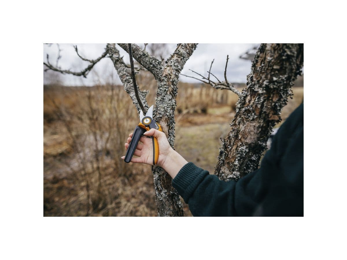 Секатор плоскостной FISKARS Xseries PowerGear M P921 - изображение 5