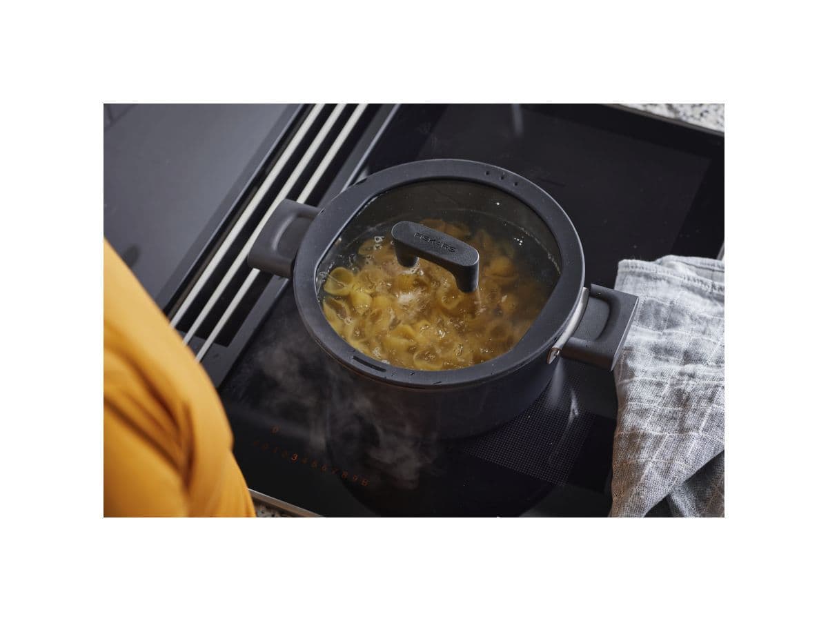 Кастрюля 5л/26 см c крышкой Hard Face FISKARS - изображение 13